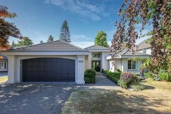 2933 Royal Vista Way Courtenay, BC V9N 9X3