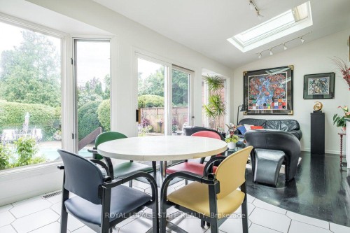 107 Bond Street S, Hamilton, ON - Indoor Photo Showing Dining Room
