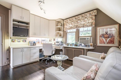 107 Bond Street S, Hamilton, ON - Indoor