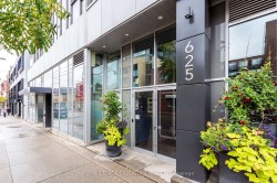211-625 Queen Street EToronto, ON M4M 1G7