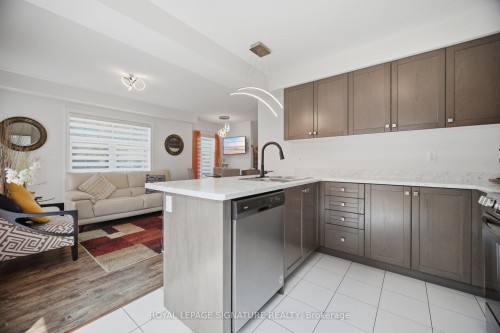 3839 Tufgar Crescent, Burlington, ON - Indoor Photo Showing Kitchen