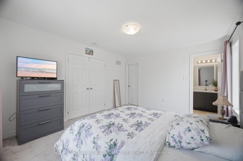3839 Tufgar Crescent, Burlington, ON - Indoor Photo Showing Bedroom