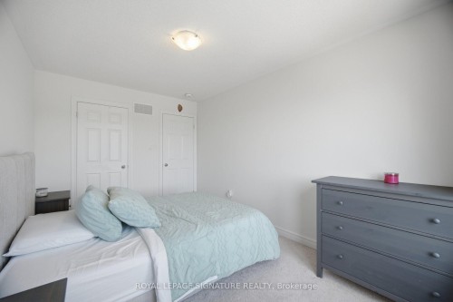 3839 Tufgar Crescent, Burlington, ON - Indoor Photo Showing Bedroom