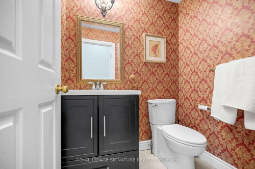 7134 Hallsands Drive, Mississauga, ON - Indoor Photo Showing Bathroom
