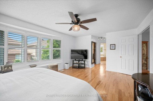 7134 Hallsands Drive, Mississauga, ON - Indoor Photo Showing Bedroom