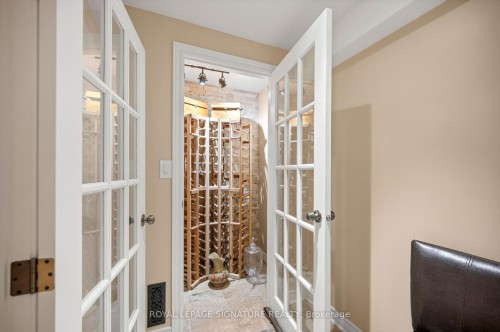 7134 Hallsands Drive, Mississauga, ON - Indoor Photo Showing Other Room