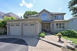 908 Schaeffer Outlook  Newmarket, ON L3X 1V9