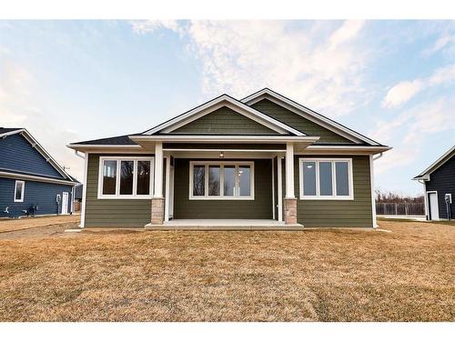 3524 Kawartha Drive, Plympton-Wyoming, ON 