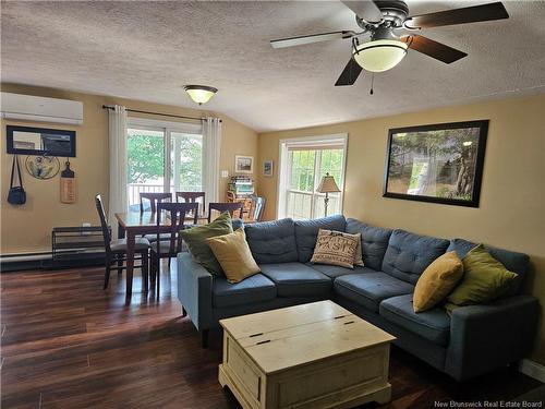 44 Shore Rd, Clarks Corner, NB 