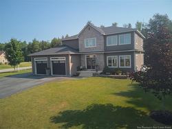 18 Gulliver ST Miramichi, NB E1V 7N6
