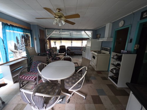 Salle à manger - 82 Tsse Picard, Mandeville, QC - 