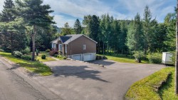 890 Route Morin  Val-David, QC J0T 2N0