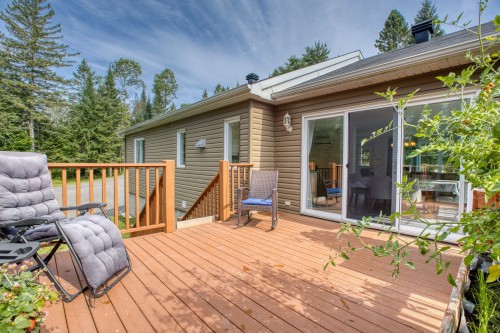 Terrasse - 890 Route Morin, Val-David, QC - Outdoor With Deck Patio Veranda With Exterior
