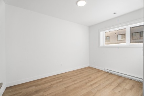 Master Bedroom - 3-160 Rue Du Cantouque, Mont-Tremblant, QC - Indoor Photo Showing Other Room