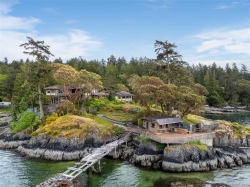 1424 Gillespie Rd, Sooke, BC 