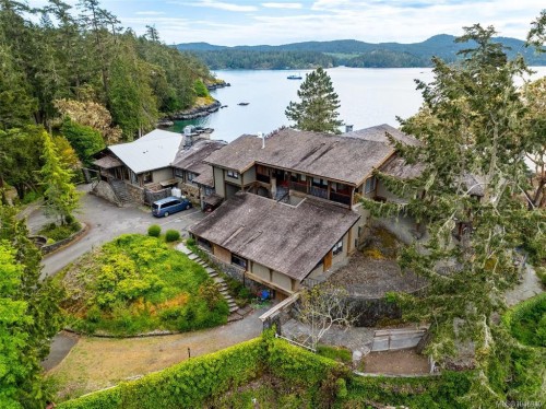 1424 Gillespie Rd, Sooke, BC 