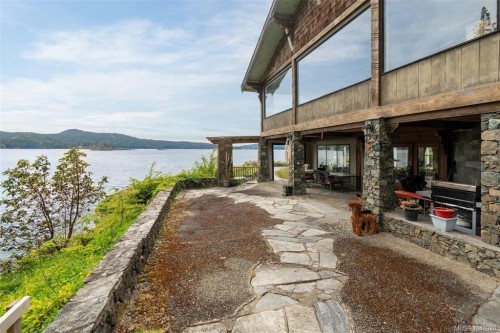 1424 Gillespie Rd, Sooke, BC 
