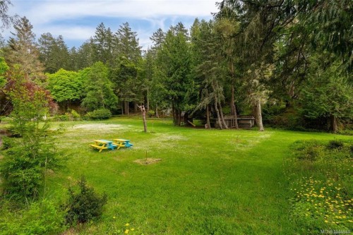 1424 Gillespie Rd, Sooke, BC 