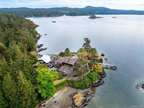 1424 Gillespie Rd, Sooke, BC 