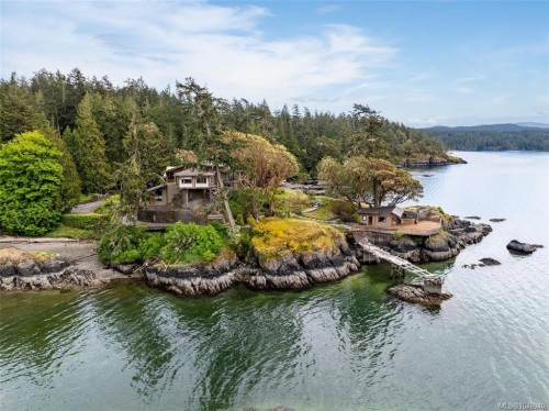 1424 Gillespie Rd, Sooke, BC 
