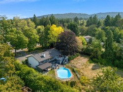 9168 West Saanich Rd  North Saanich, BC V8L 5T4