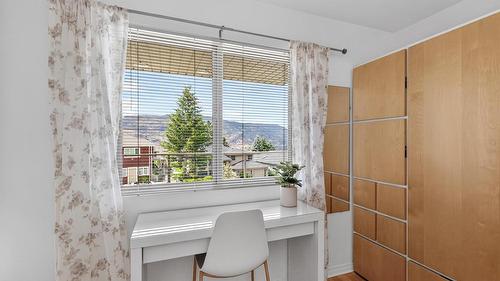 183 Magic Drive, Kelowna, BC - Indoor