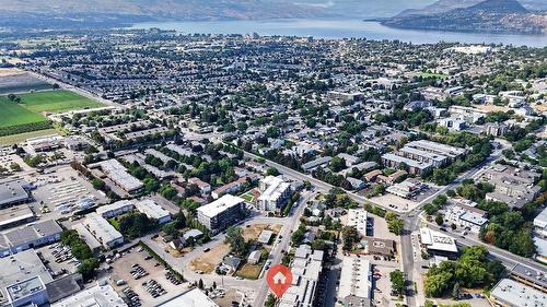 306-1550 Dickson Avenue, Kelowna, BC - Outdoor With View