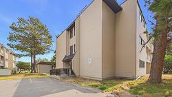 102-1108 23rd Avenue Cranbrook, BC V1C 5T6