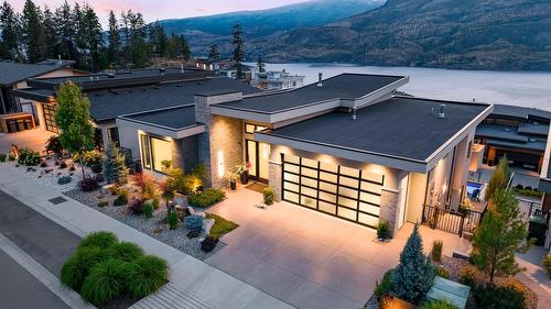 538 Clifton Court, Kelowna, BC - Outdoor With Body Of Water