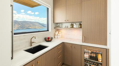 538 Clifton Court, Kelowna, BC - Indoor Photo Showing Kitchen