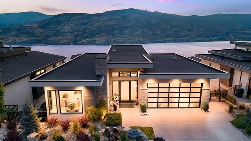 538 Clifton Court, Kelowna, BC - Outdoor With Body Of Water