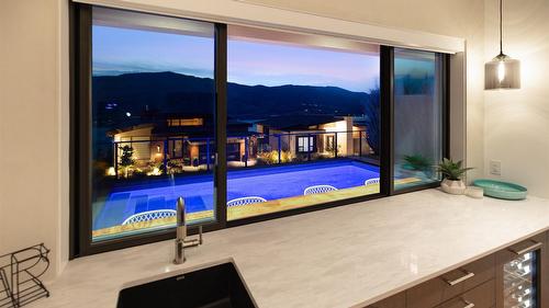 538 Clifton Court, Kelowna, BC - Indoor