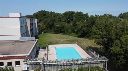 410-35 Valhalla Dr, Winnipeg, MB - Outdoor With In Ground Pool