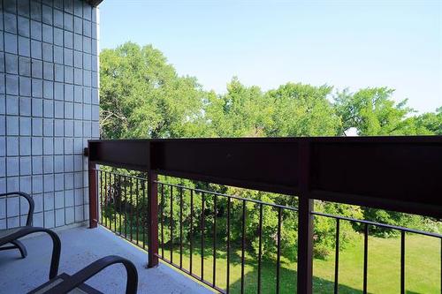 410-35 Valhalla Dr, Winnipeg, MB - Outdoor