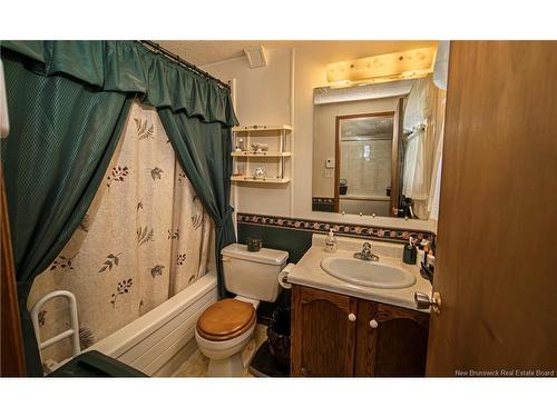 9 Maple Leaf Dr, Lincoln, NB 