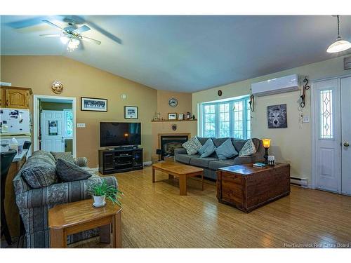 252 Railing Rd, Lincoln, NB 