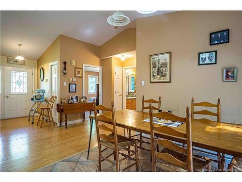 252 Railing Rd, Lincoln, NB 