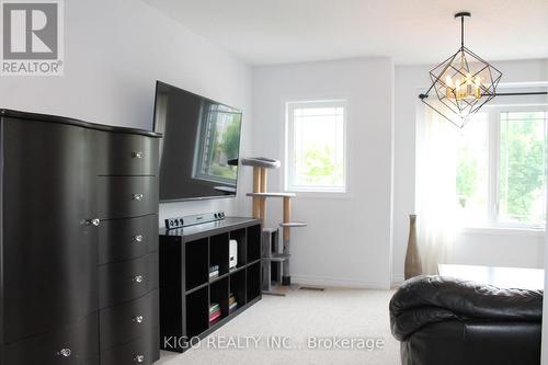 21 - 12 Poplar Drive, Cambridge, ON - Indoor