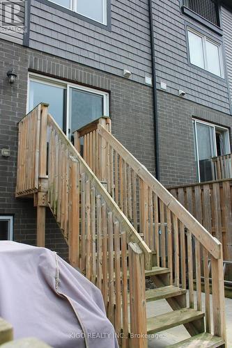 21 - 12 Poplar Drive, Cambridge, ON - Outdoor