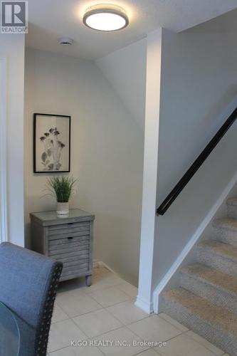 21 - 12 Poplar Drive, Cambridge, ON - Indoor Photo Showing Other Room
