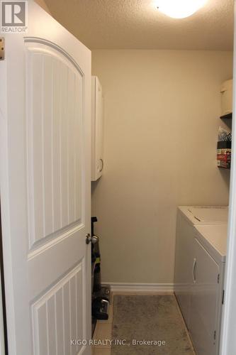 21 - 12 Poplar Drive, Cambridge, ON - Indoor Photo Showing Laundry Room