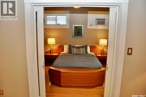 623 4Th Avenue N, Saskatoon, SK - Indoor Photo Showing Bedroom