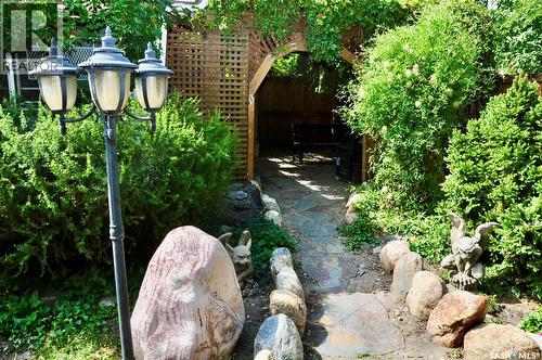 623 4Th Avenue N, Saskatoon, SK - Outdoor