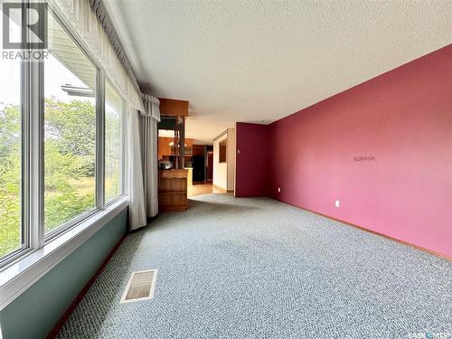 100 Henderson Street, Grayson, SK - Indoor Photo Showing Other Room
