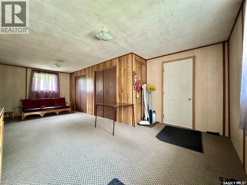 100 Henderson Street, Grayson, SK - Indoor