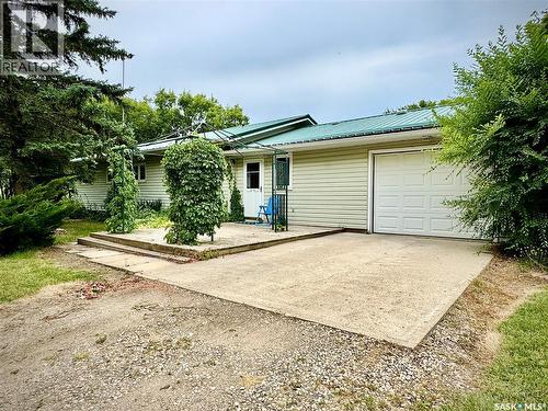100 Henderson Street, Grayson, SK - Outdoor