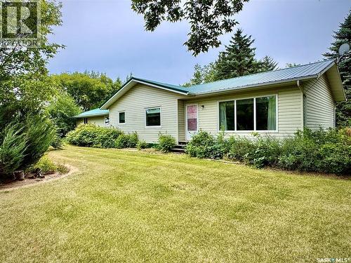 100 Henderson Street, Grayson, SK - Outdoor