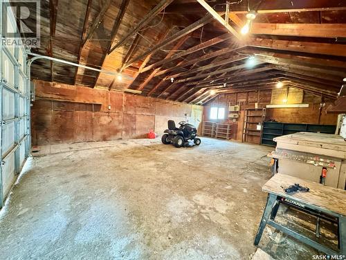 100 Henderson Street, Grayson, SK - Indoor