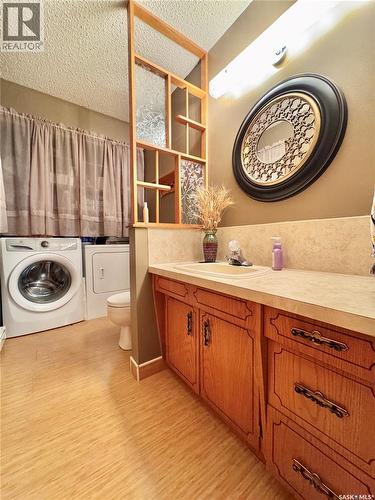 100 Henderson Street, Grayson, SK - Indoor