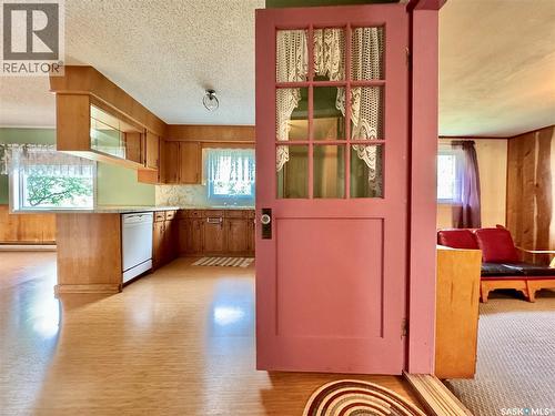 100 Henderson Street, Grayson, SK - Indoor